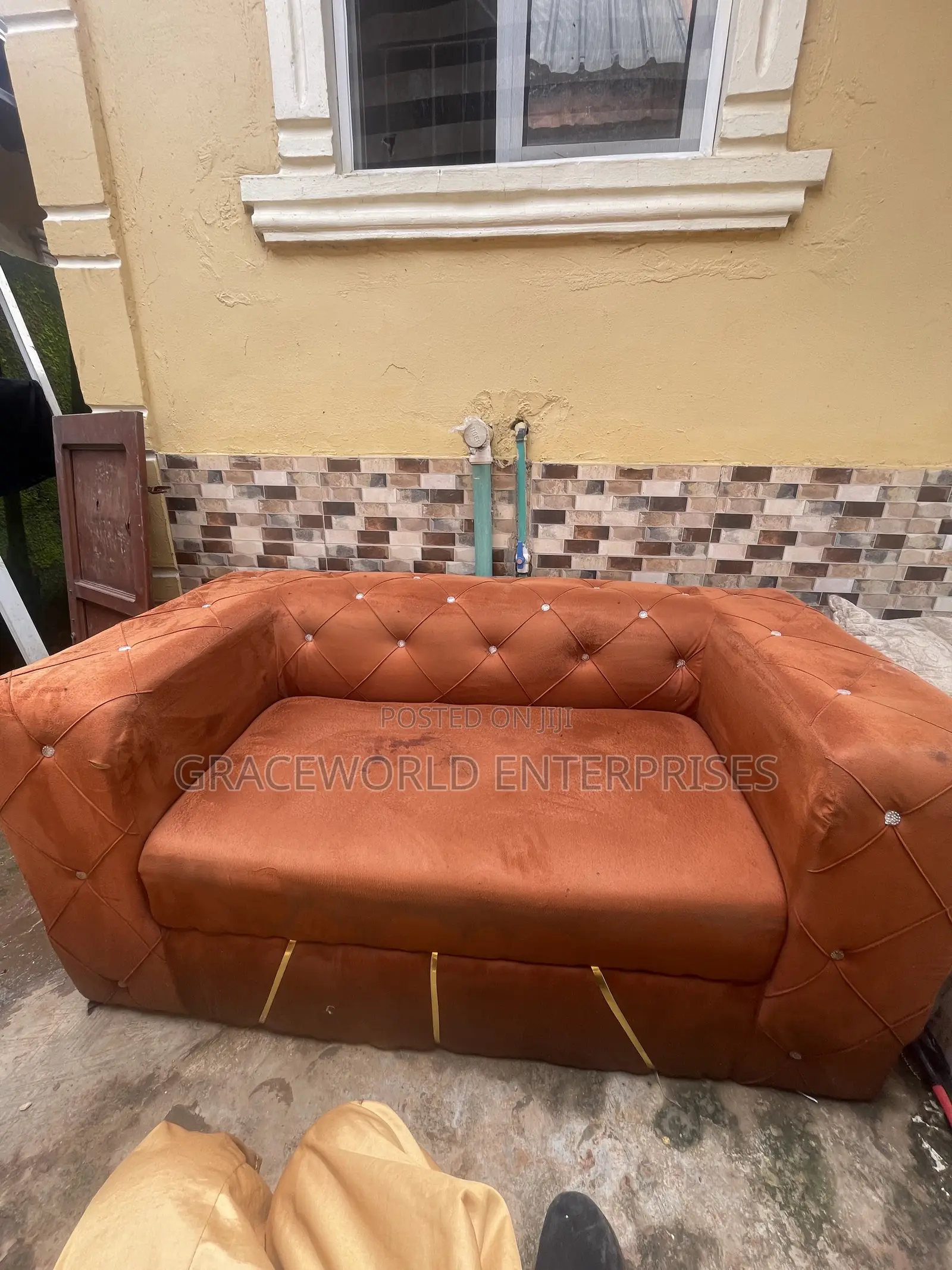 Neatly Used Rich Quality Sitting Room Chairs Available for Sale!