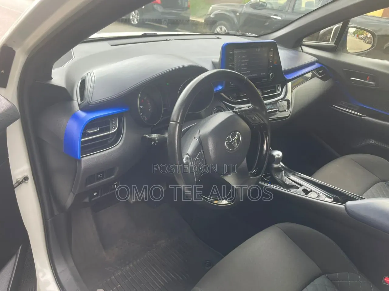 Toyota C-HR Limited 2021 White