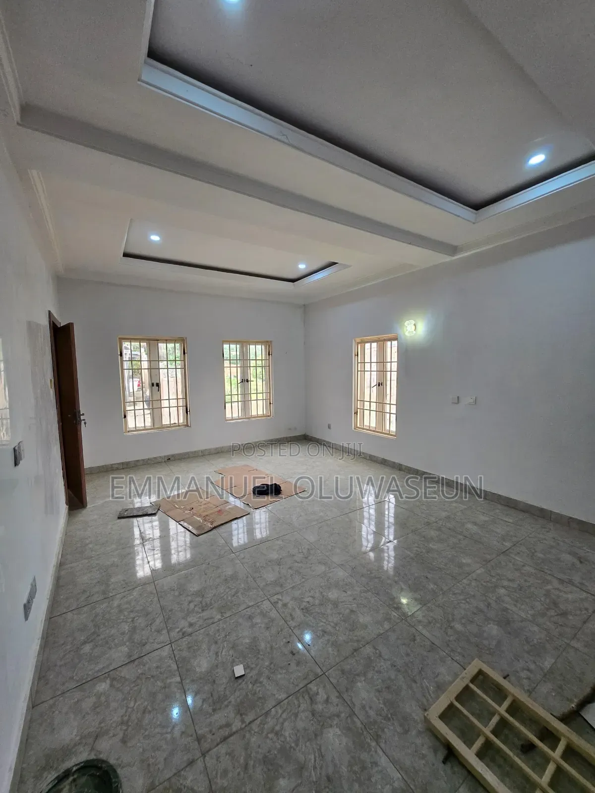 6bdrm Duplex in Guzape District for sale