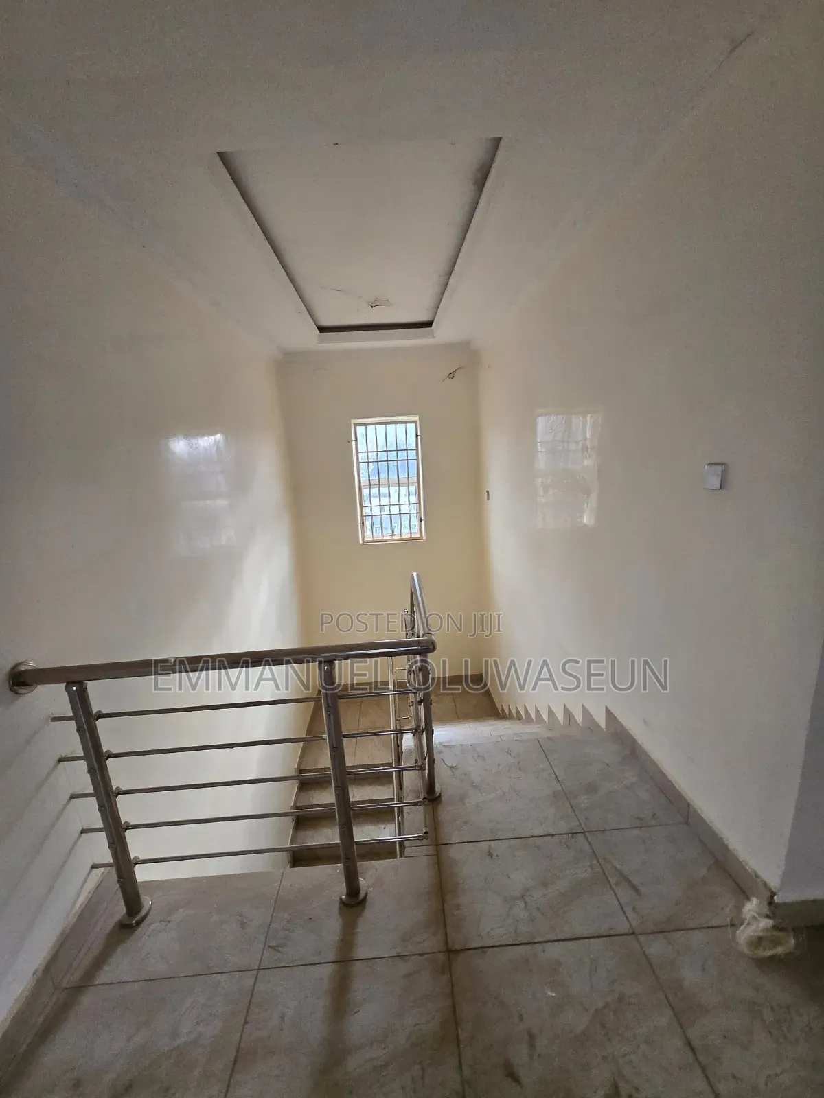 6bdrm Duplex in Guzape District for sale