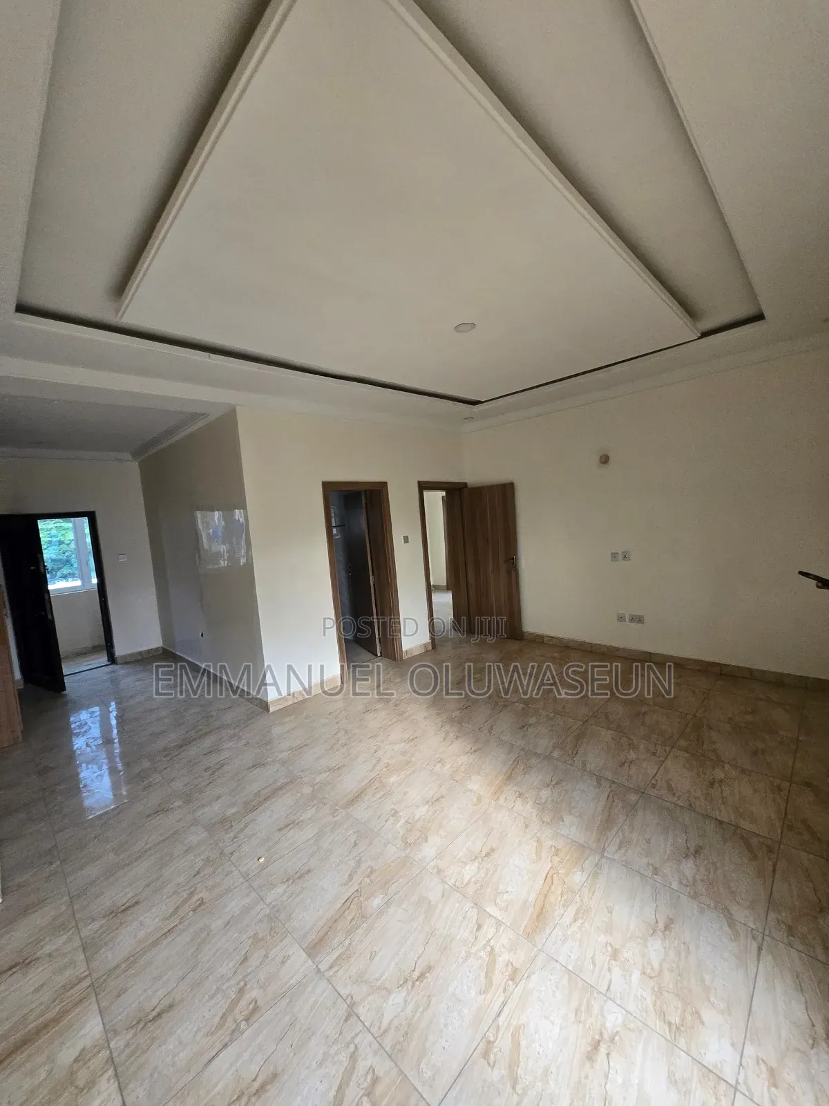 6bdrm Duplex in Guzape District for sale