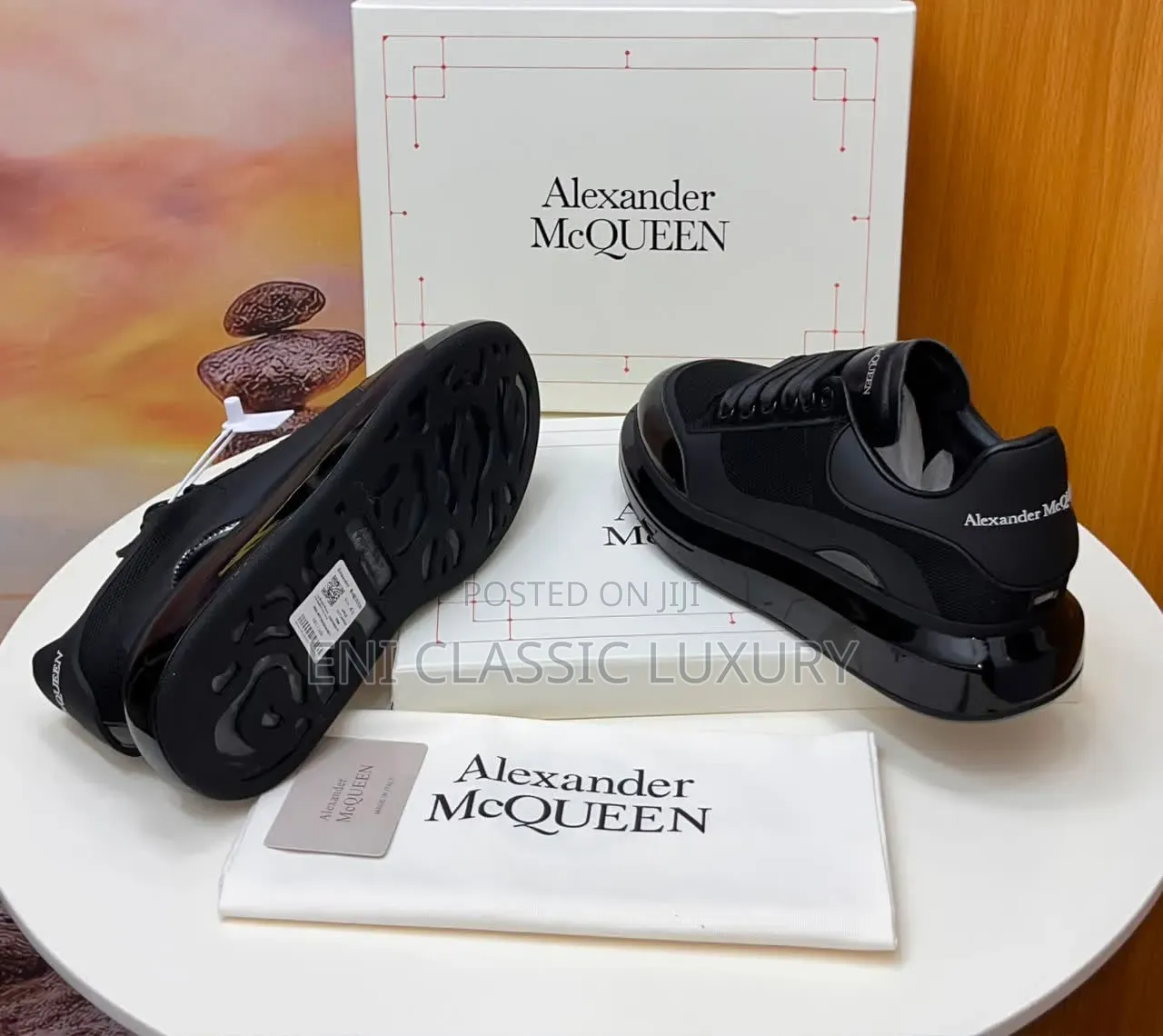 Quality Luxury Men's Sneakers Alexander McQueen