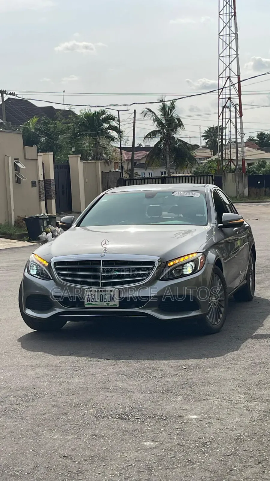 Mercedes-Benz C300 Luxury 4dr AWD 4Matic Sedan (2.0L 4cyl 7A) 2015 Gray