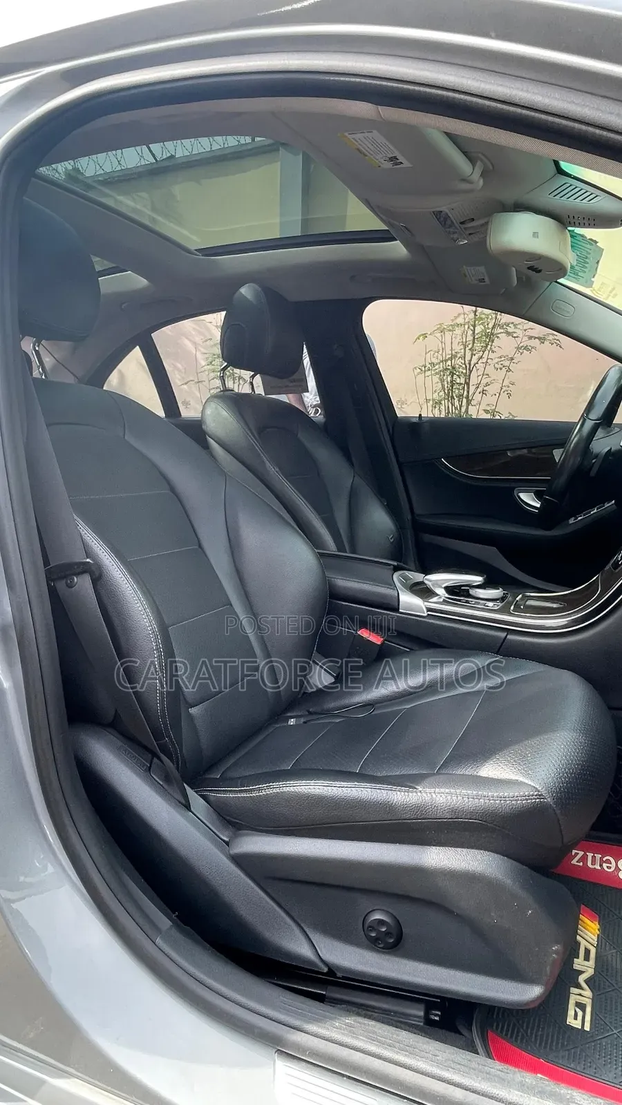 Mercedes-Benz C300 Luxury 4dr AWD 4Matic Sedan (2.0L 4cyl 7A) 2015 Gray