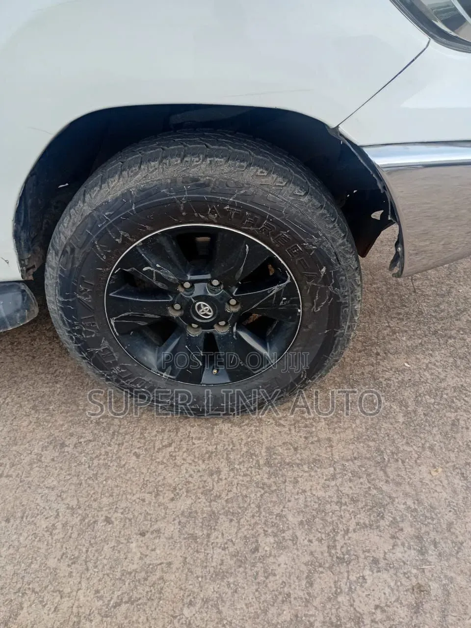 Toyota Hilux 2015 White