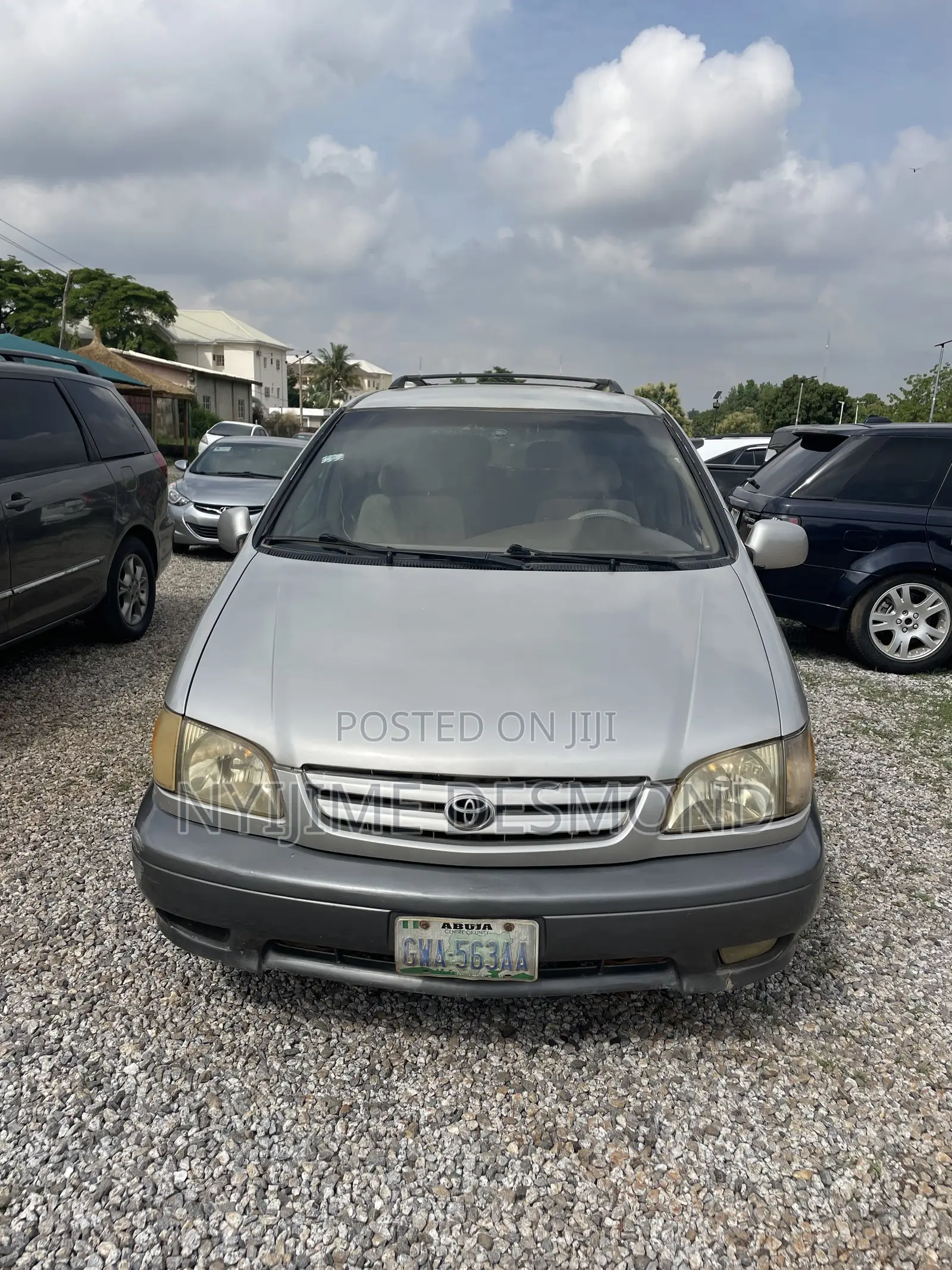 Toyota Sienna XLE 2002 Silver