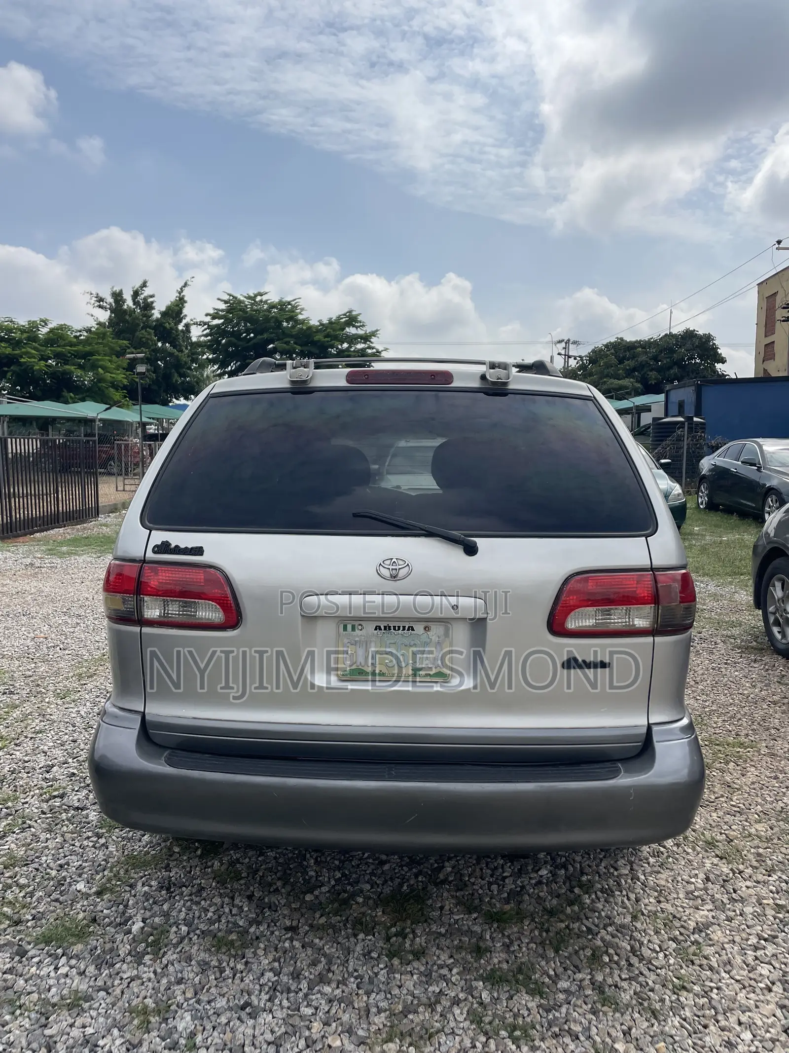 Toyota Sienna XLE 2002 Silver