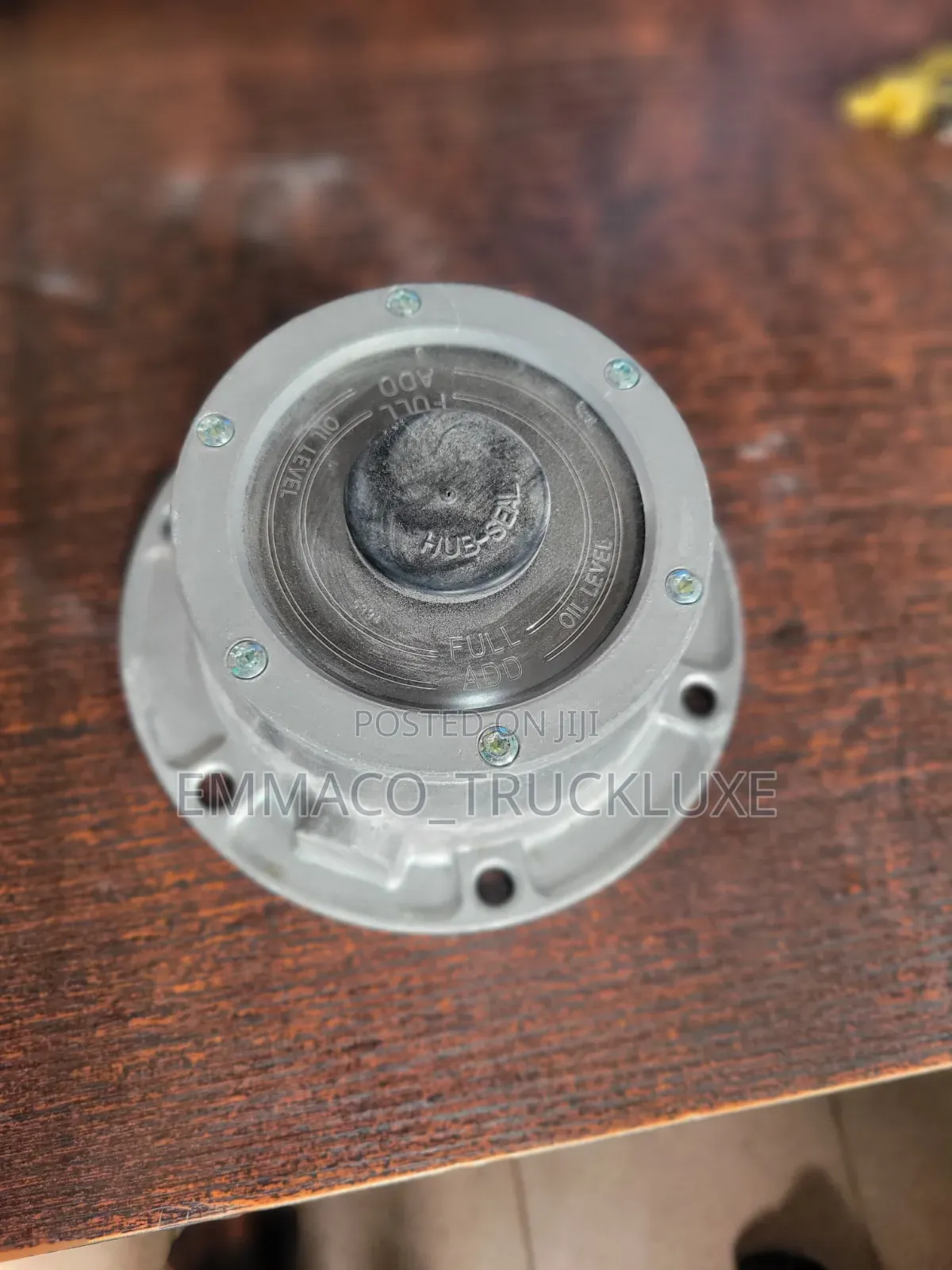 Tractor Greese Cup for Mack Trucks