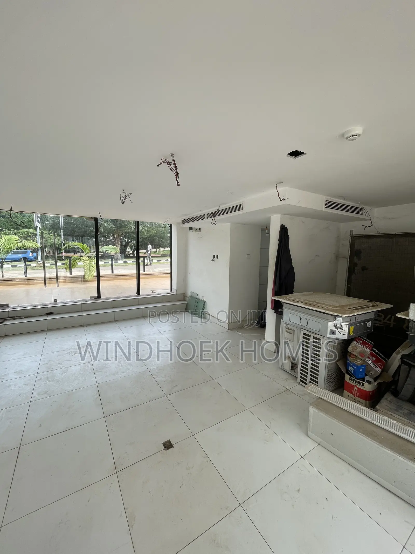 Duplex Shop/Office Space Measuring 190sqms