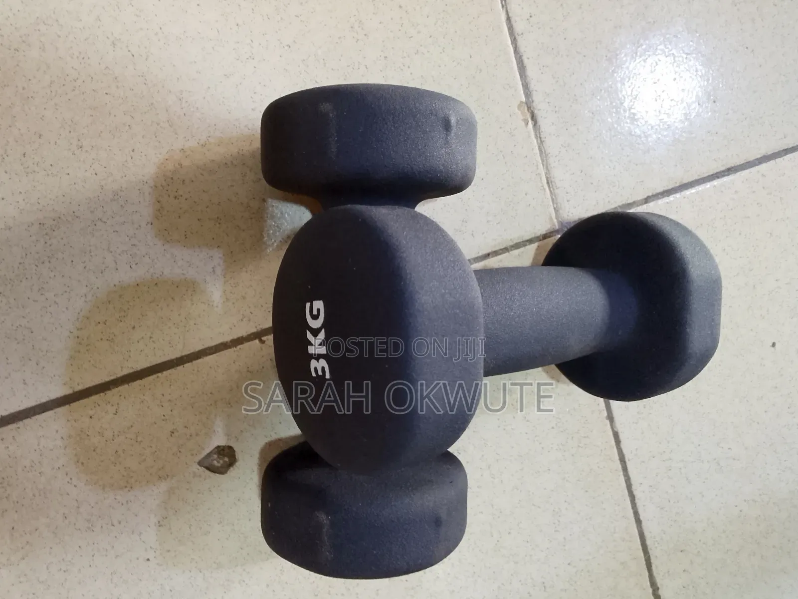 A Pair of 3kg Black Color Dumbbells