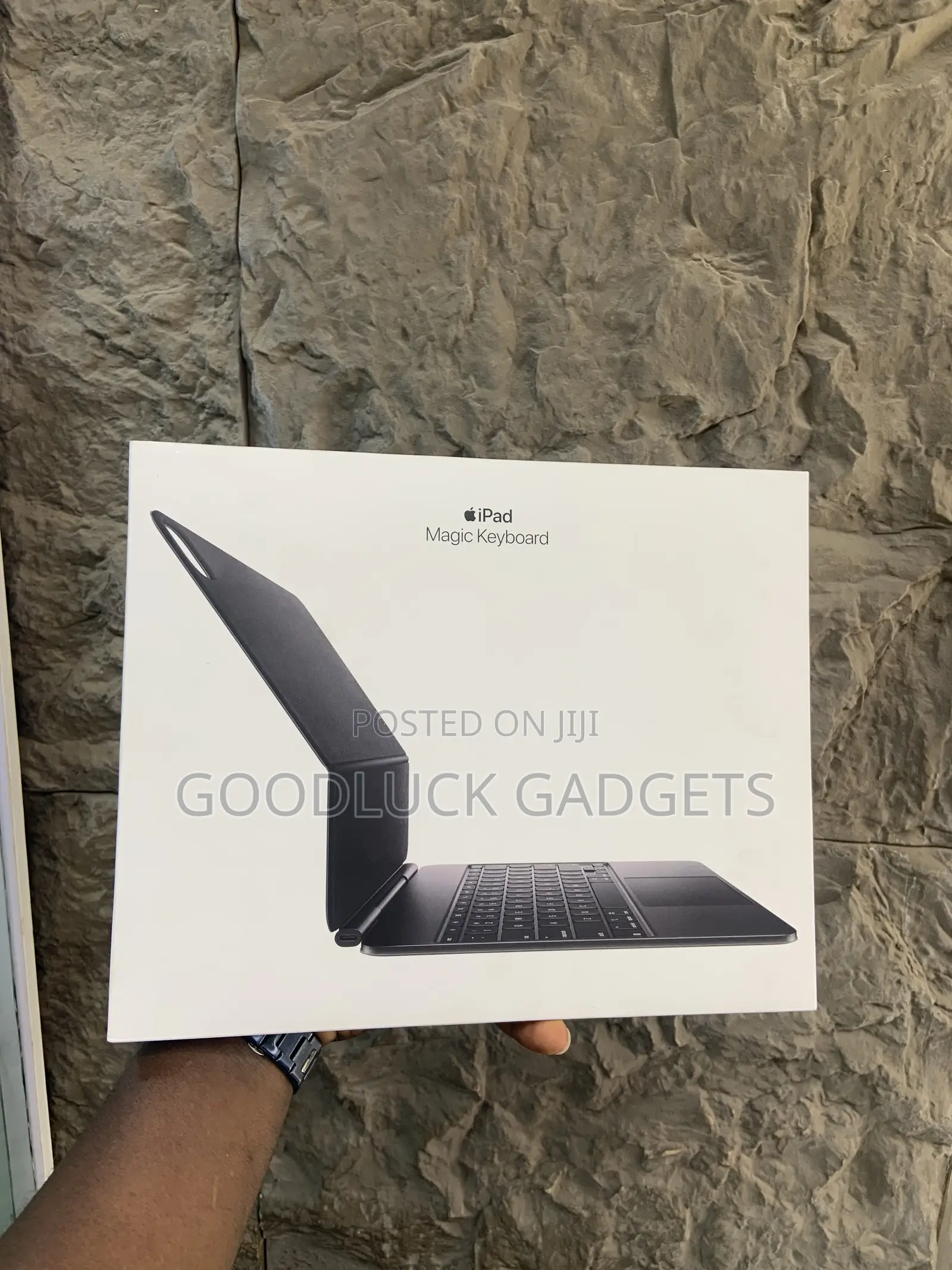 Brand New Apple iPad Pro 13”Inch Magic Keyboard Black
