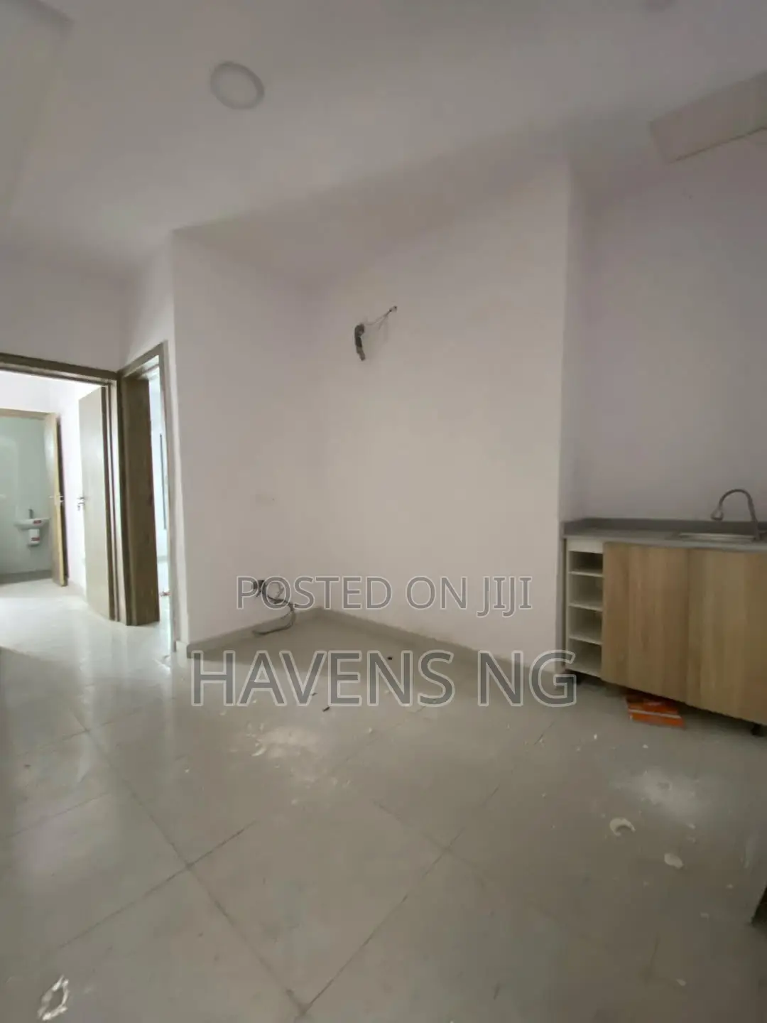 4bdrm Duplex in Ikota for sale