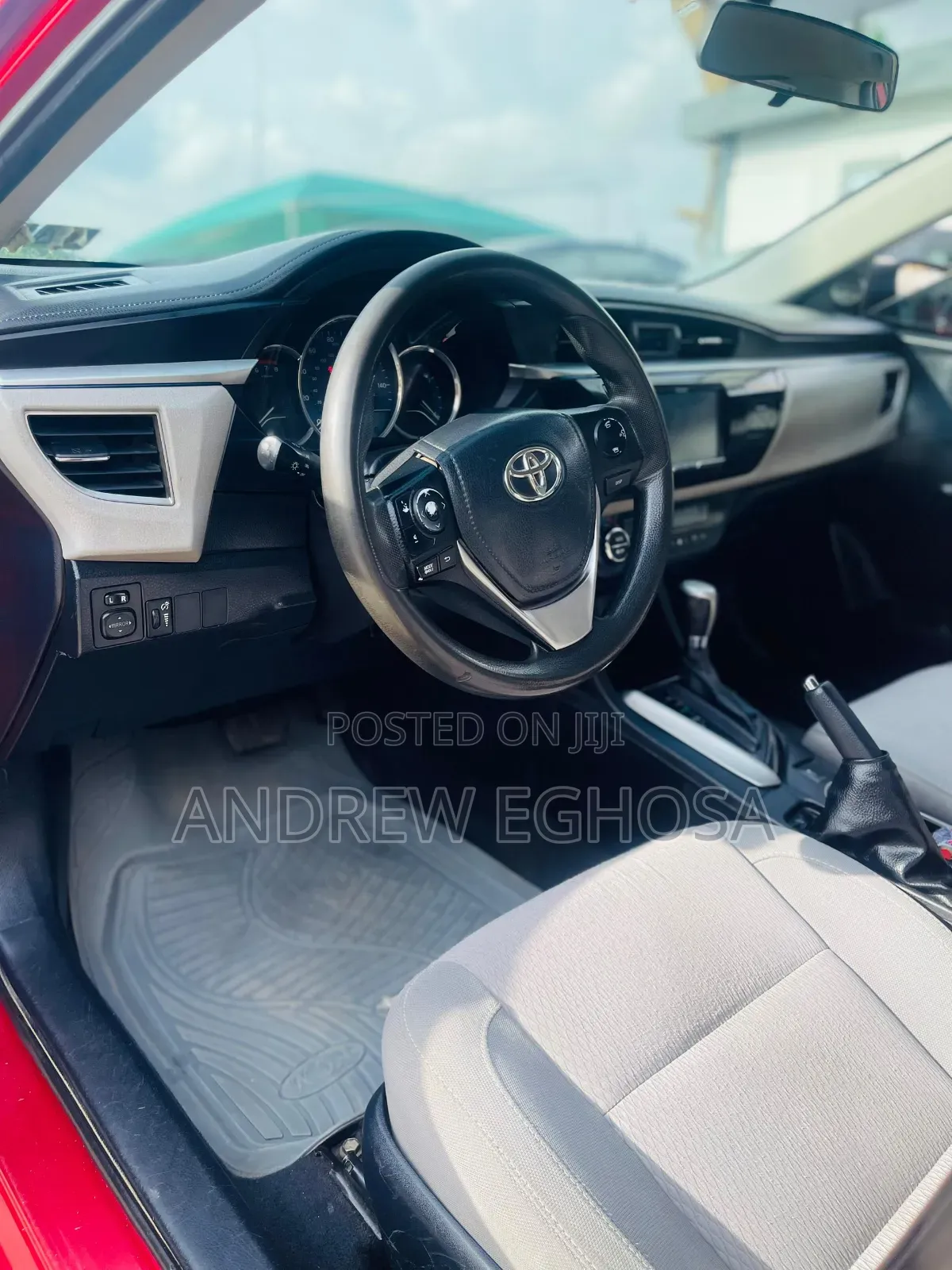 Toyota Corolla 2015 Red