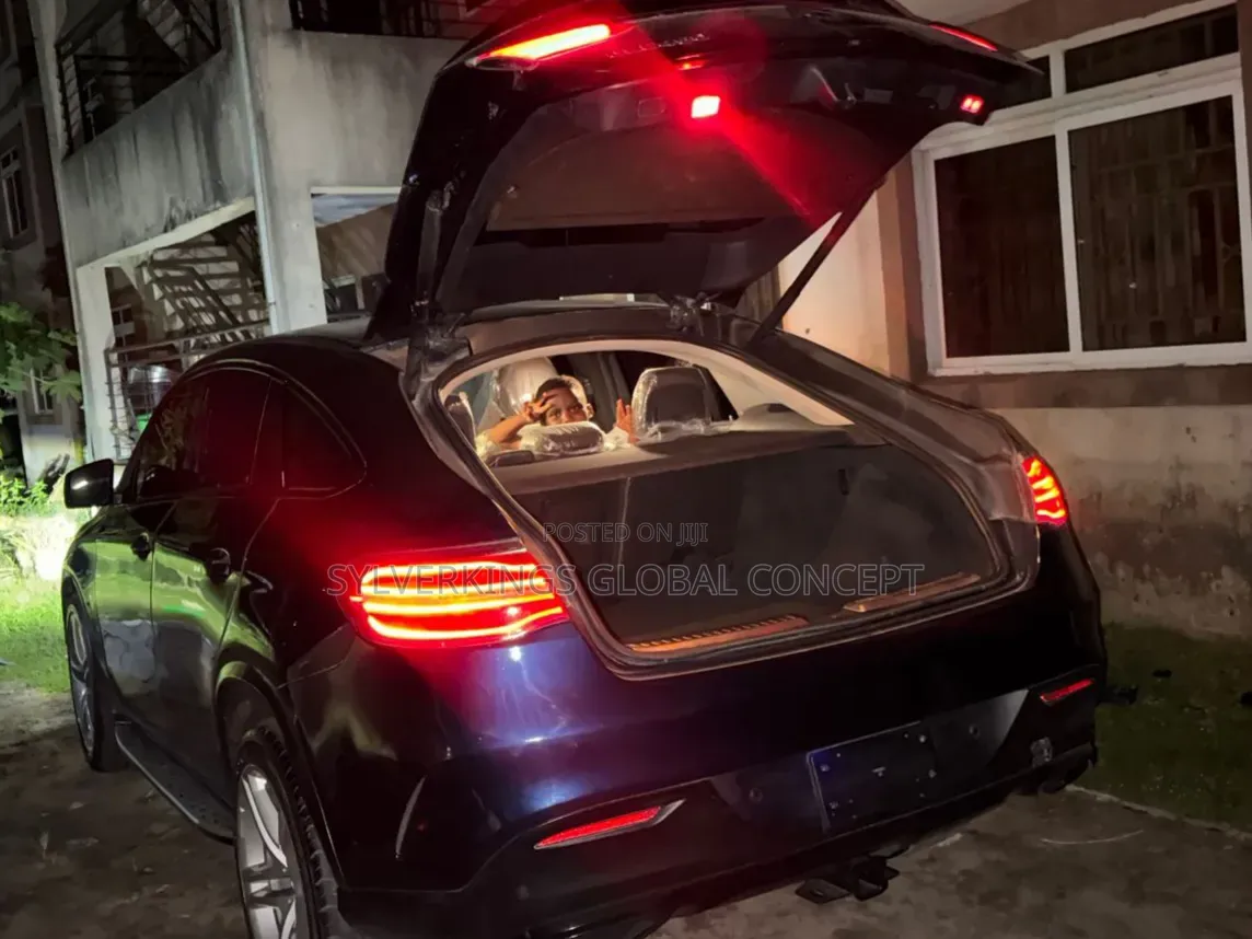 Mercedes-Benz GLE-Class 2017 Blue