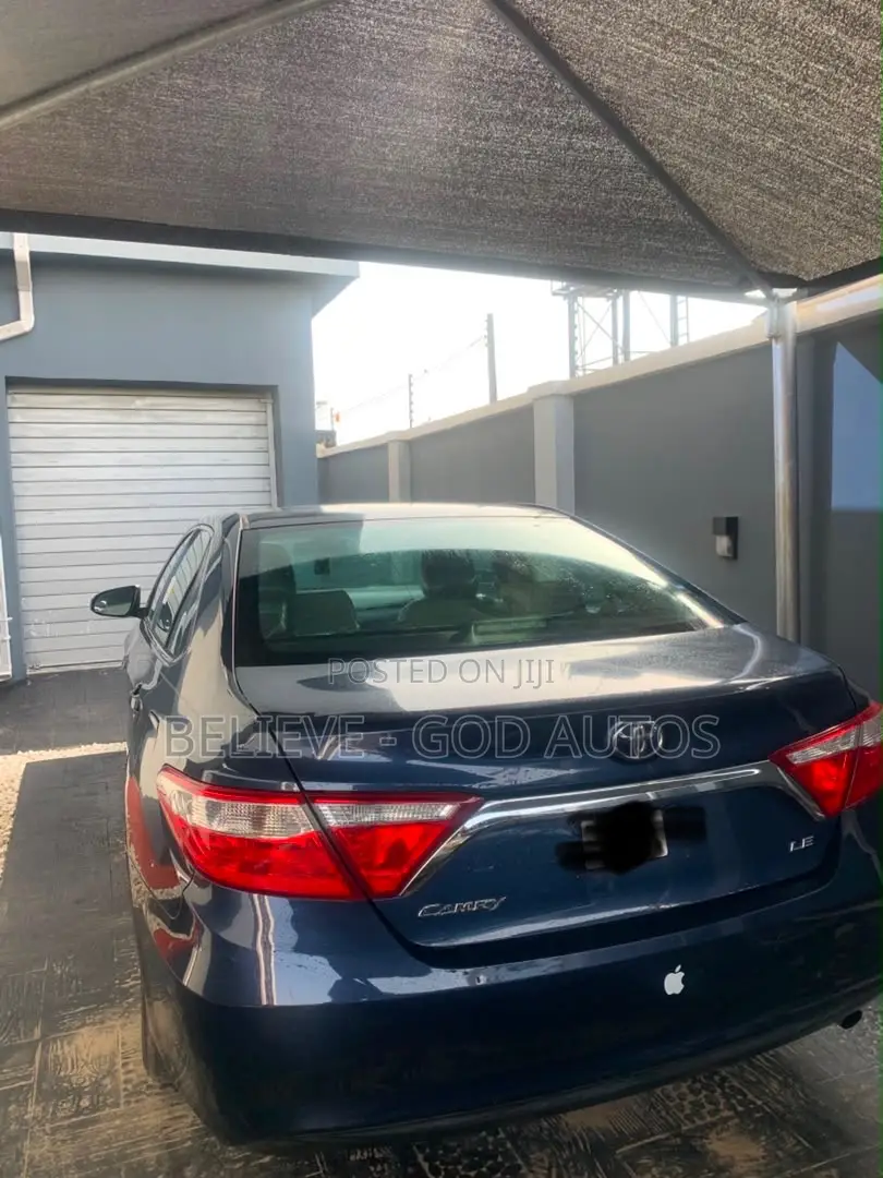 Toyota Camry LE 4dr Sedan (2.5L 4cyl 6A) 2015 Blue
