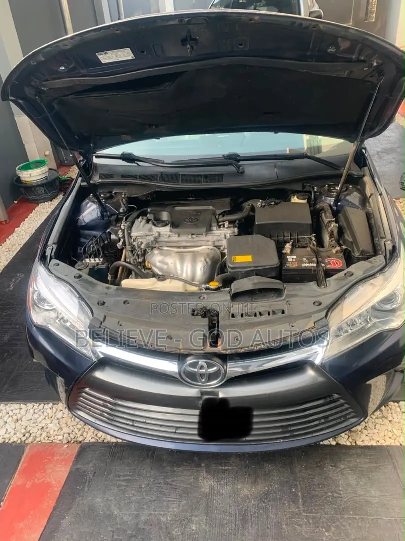 Toyota Camry LE 4dr Sedan (2.5L 4cyl 6A) 2015 Blue