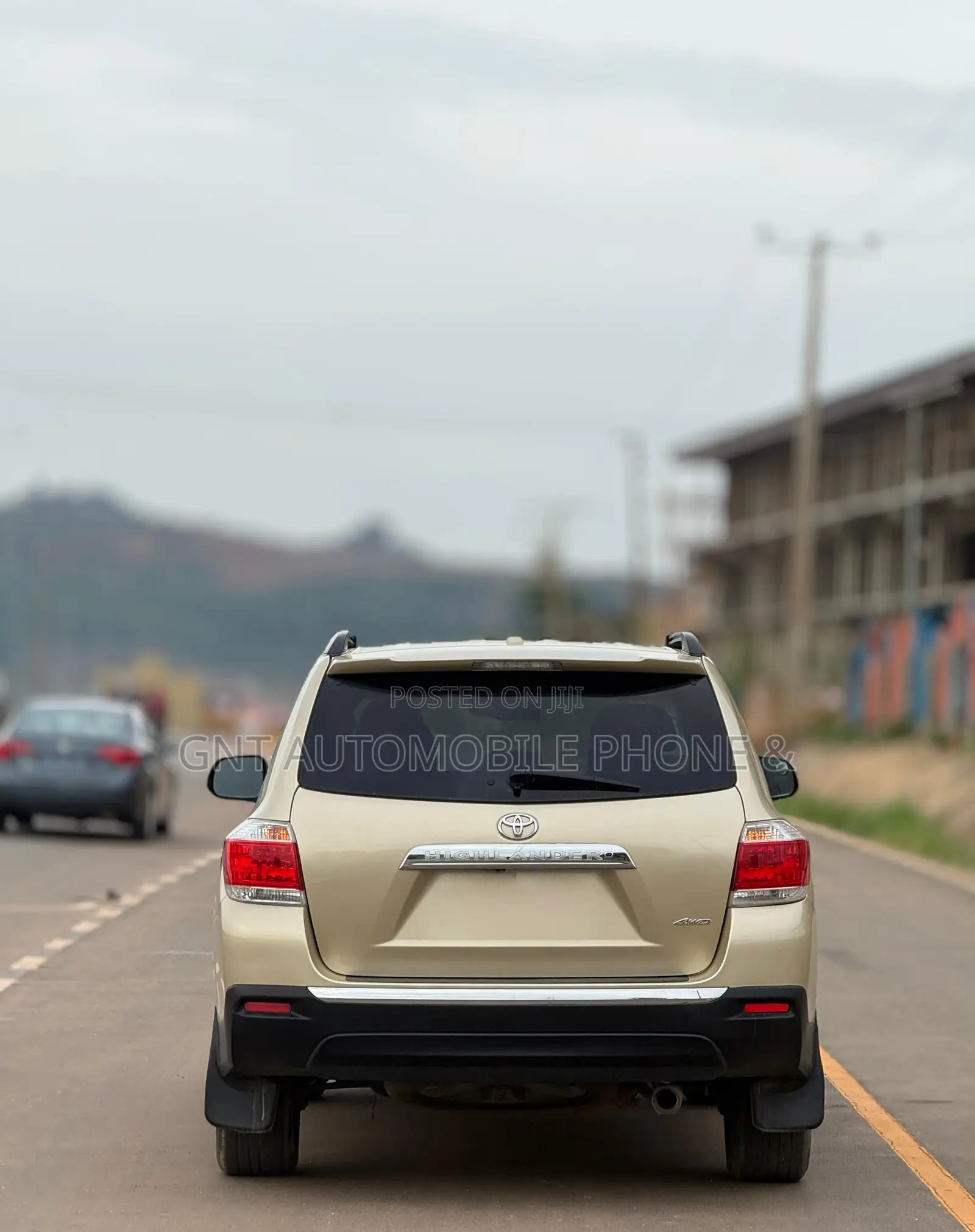 Toyota Highlander 2013 Gold