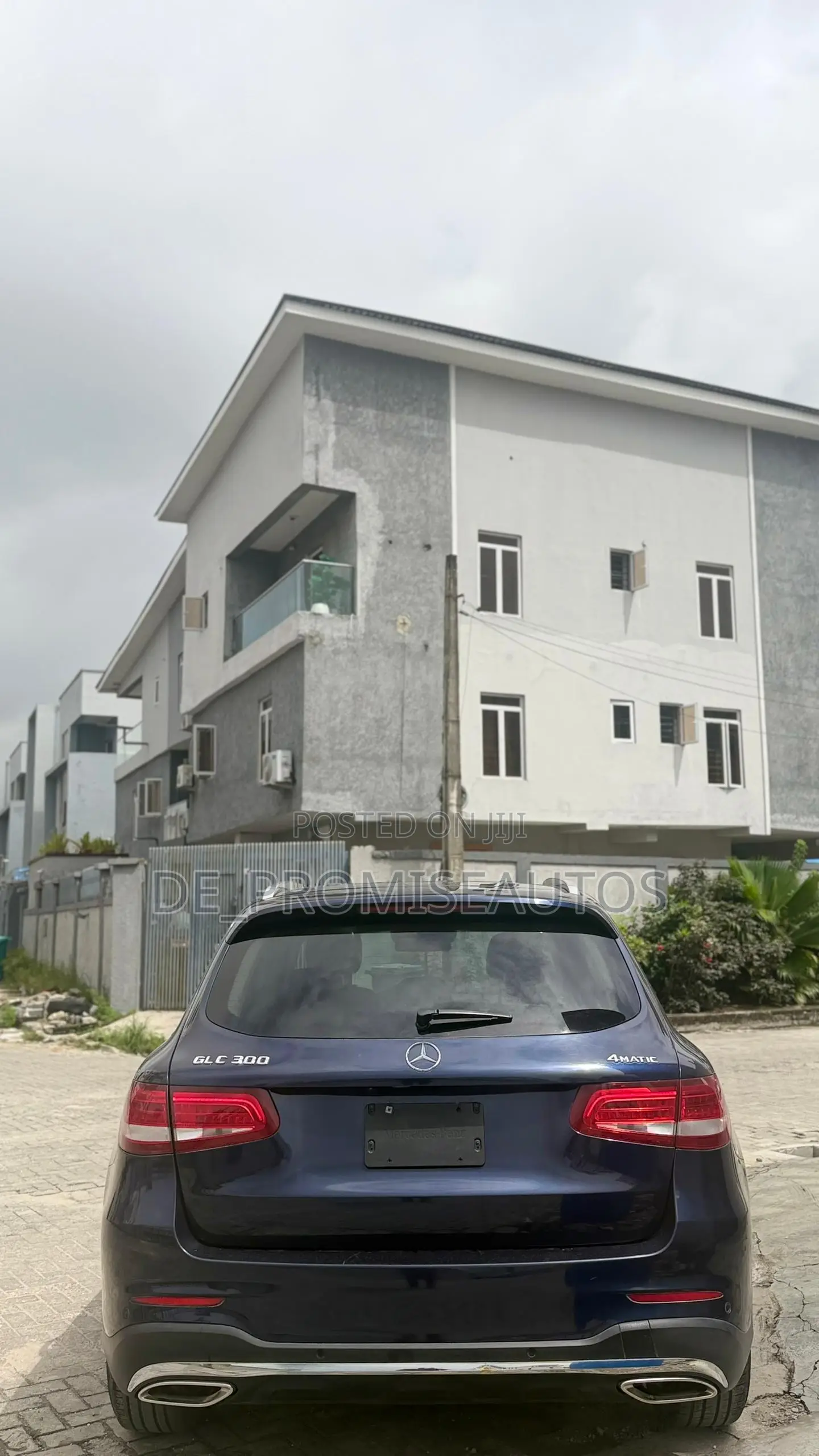 Mercedes-Benz GLC-Class 2016 Blue