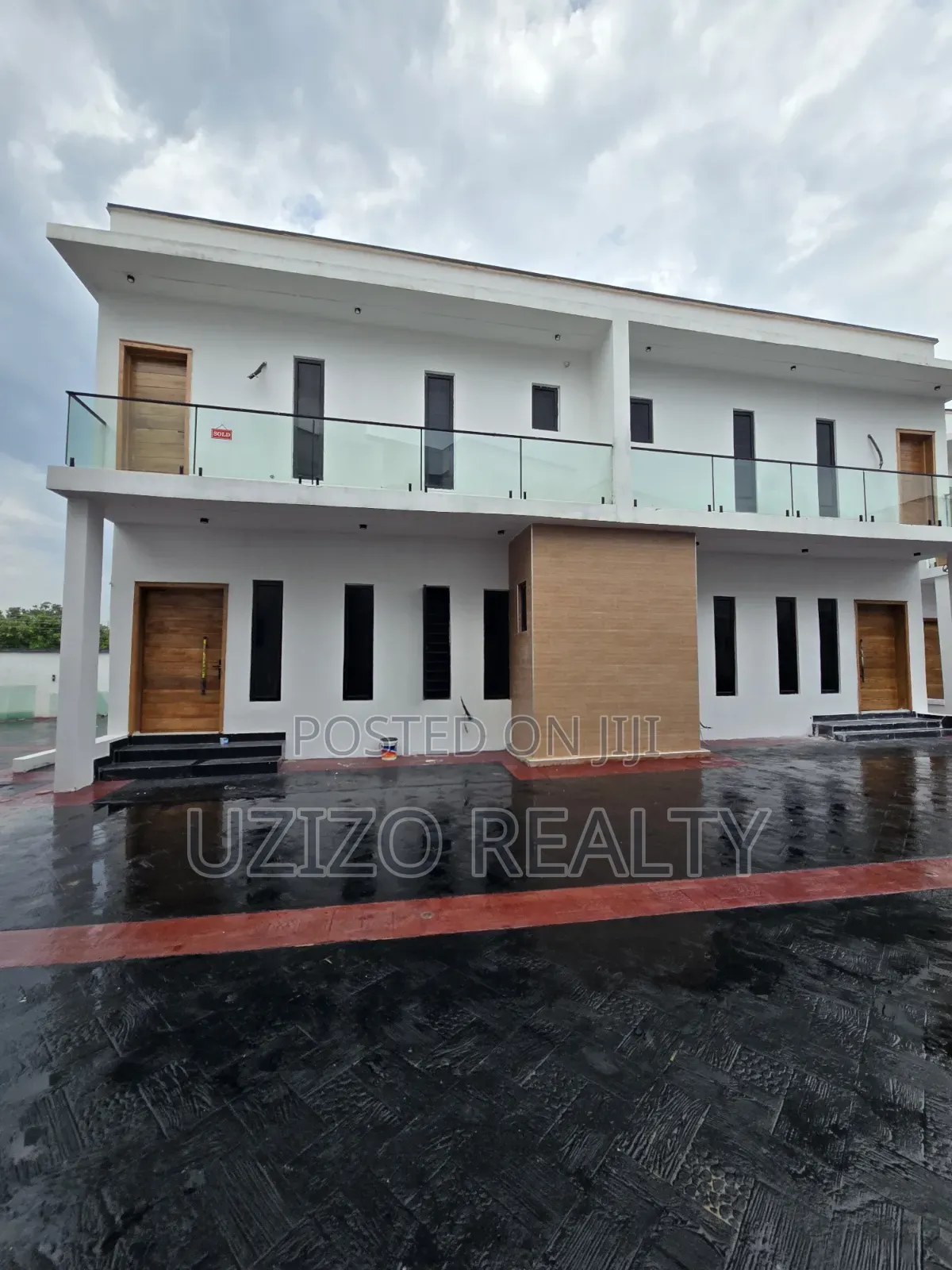 4bdrm Townhouse/Terrace in Thomas Estate for sale