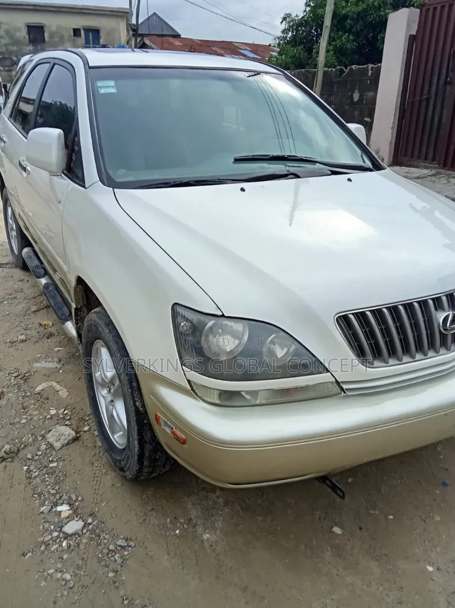 Lexus RX 2002 White