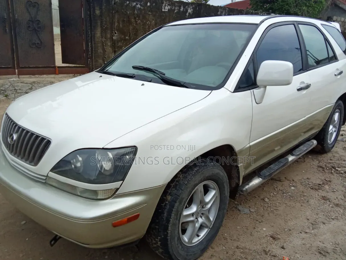 Lexus RX 2002 White