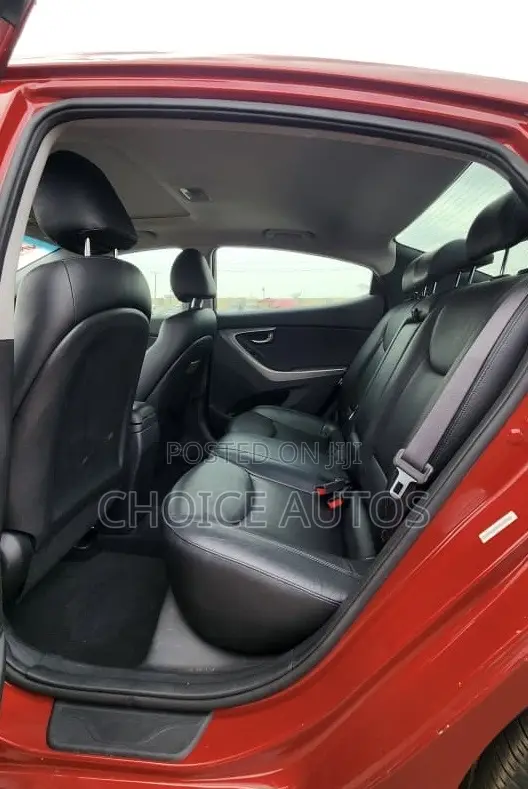 Hyundai Elantra 2013 Red
