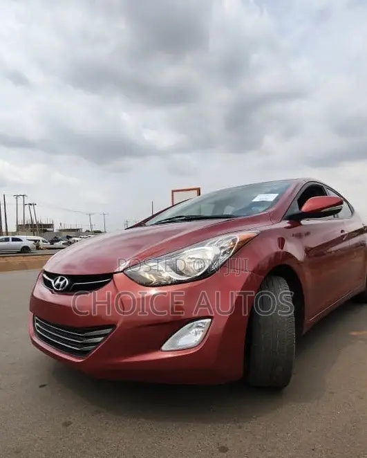 Hyundai Elantra 2013 Red