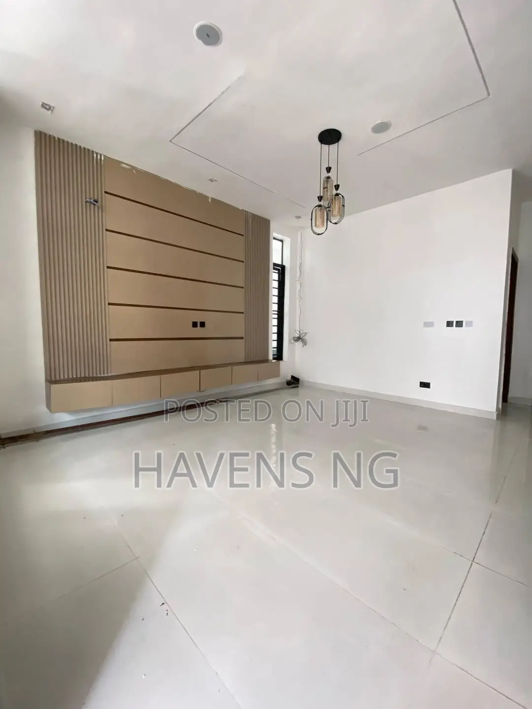 4bdrm Duplex in Ikota for sale