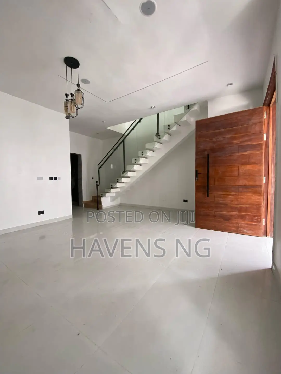 4bdrm Duplex in Ikota for sale