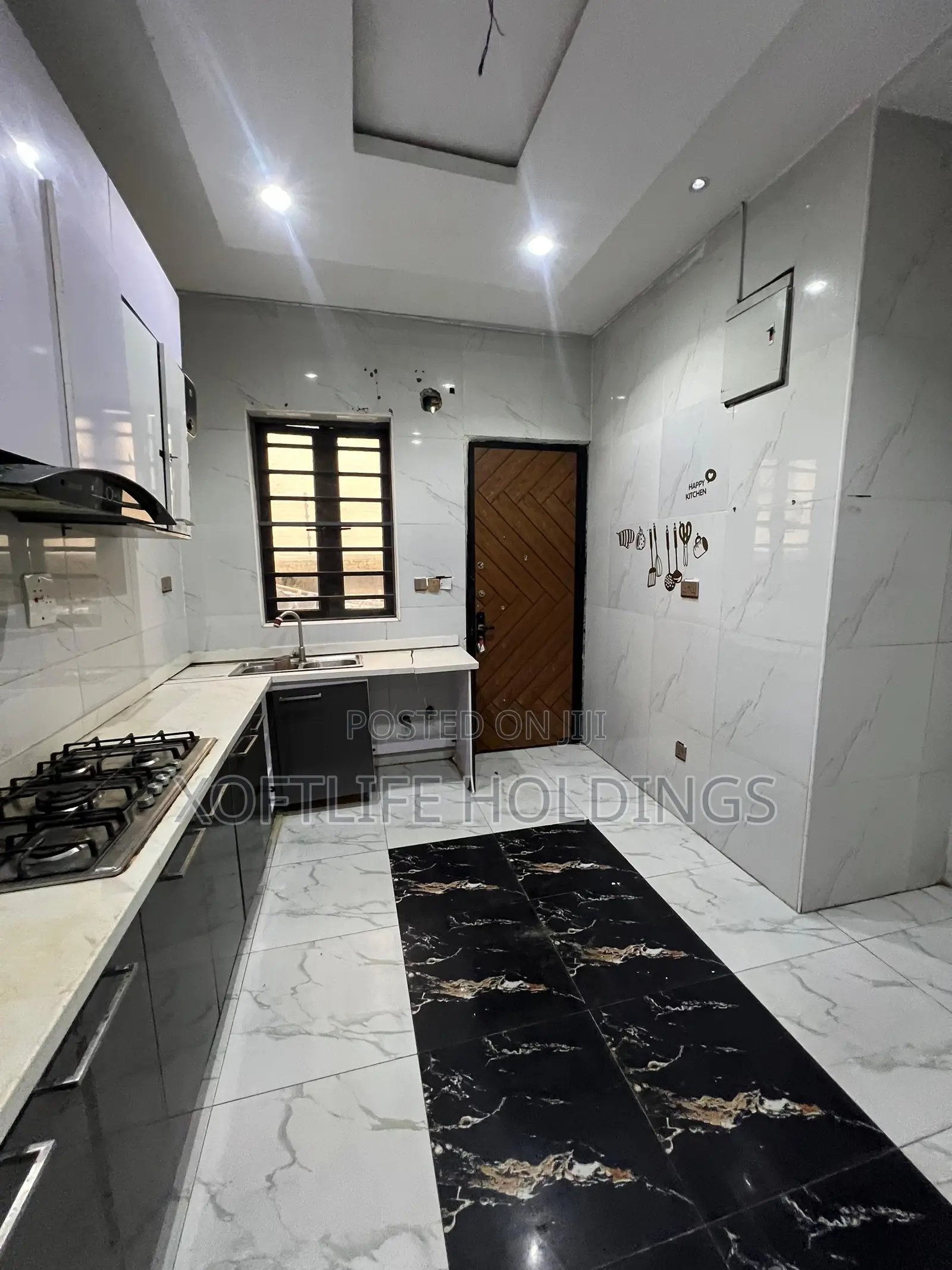 Mini Flat in Ikate for rent