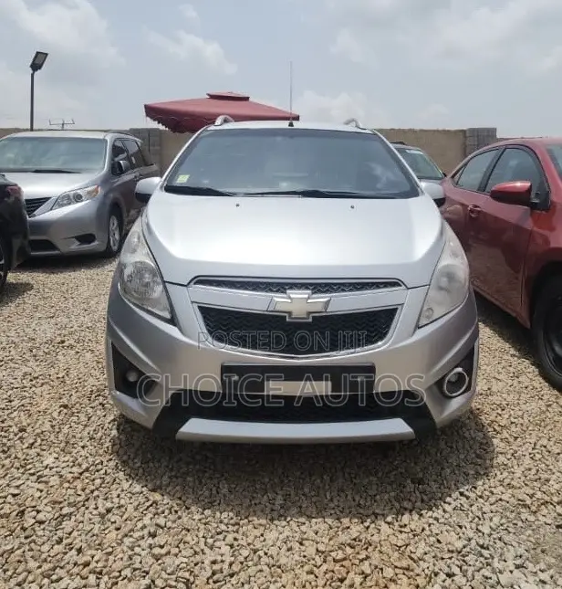 Chevrolet Spark 2011 Silver