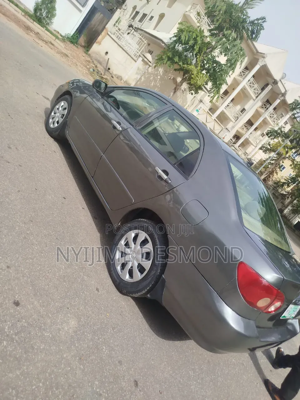 Toyota Corolla LE 2005 Gray