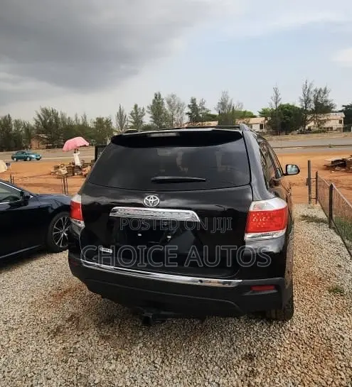 Toyota Highlander 2012 Burgundy