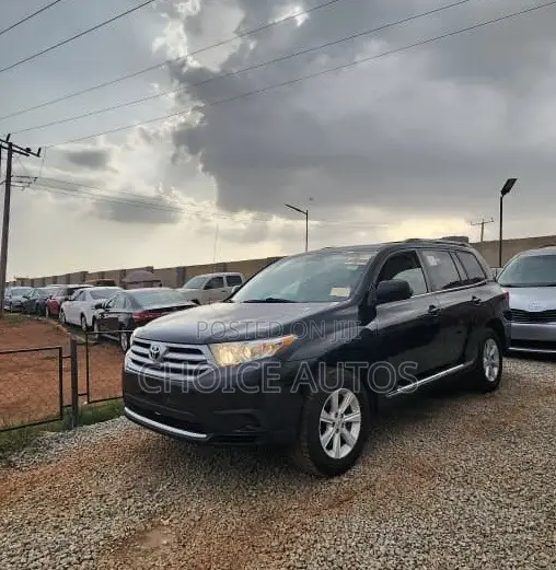 Toyota Highlander 2012 Burgundy