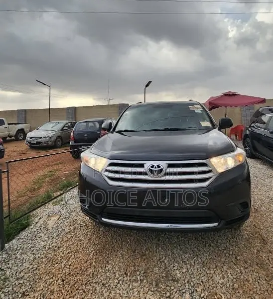 Toyota Highlander 2012 Burgundy