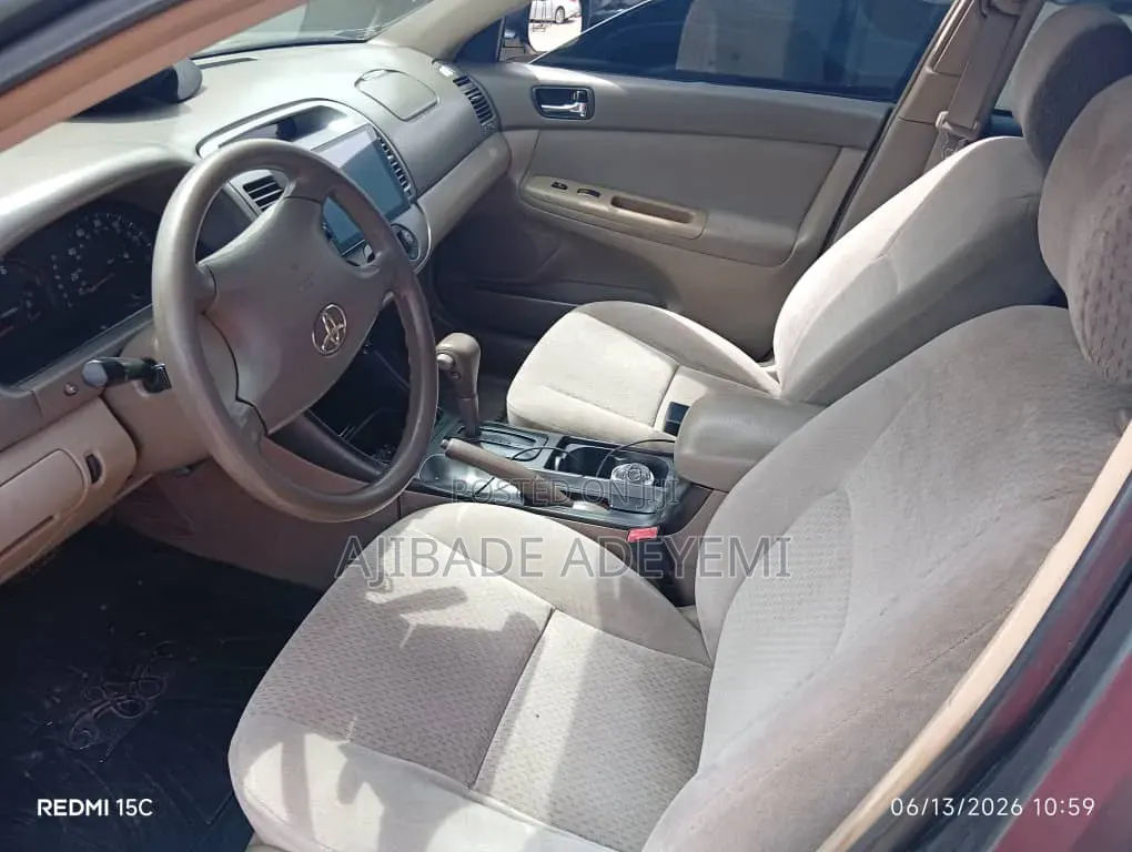 Toyota Camry LE 4dr Sedan (2.4L 4cyl 5M) 2003 Green