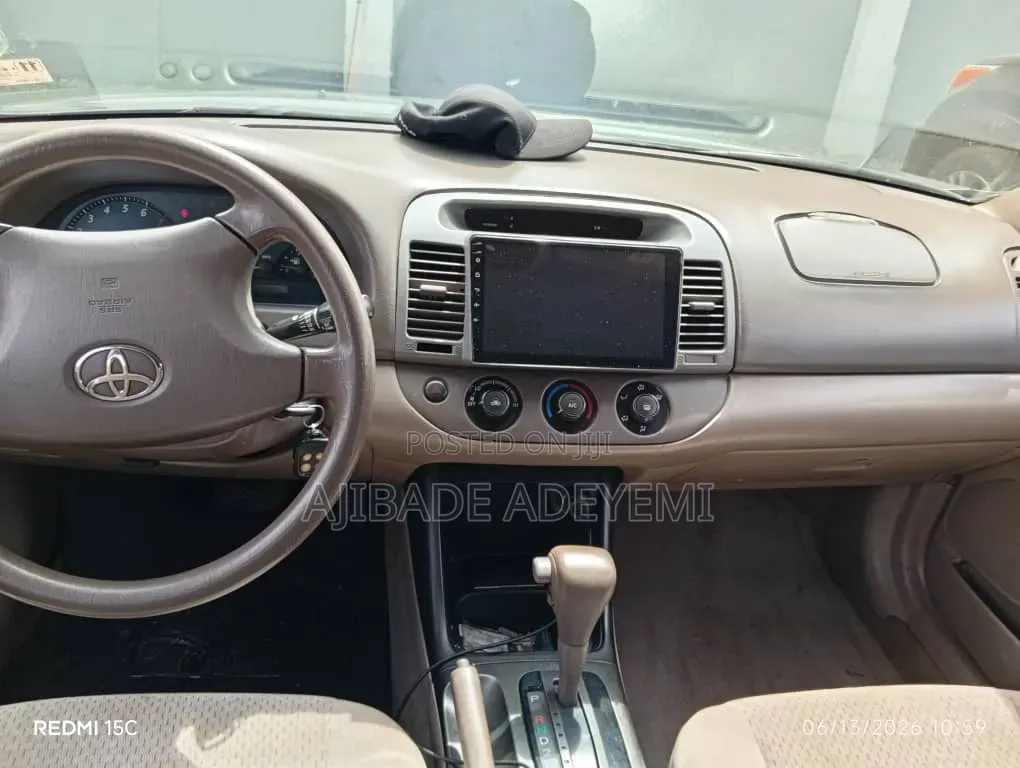 Toyota Camry LE 4dr Sedan (2.4L 4cyl 5M) 2003 Green