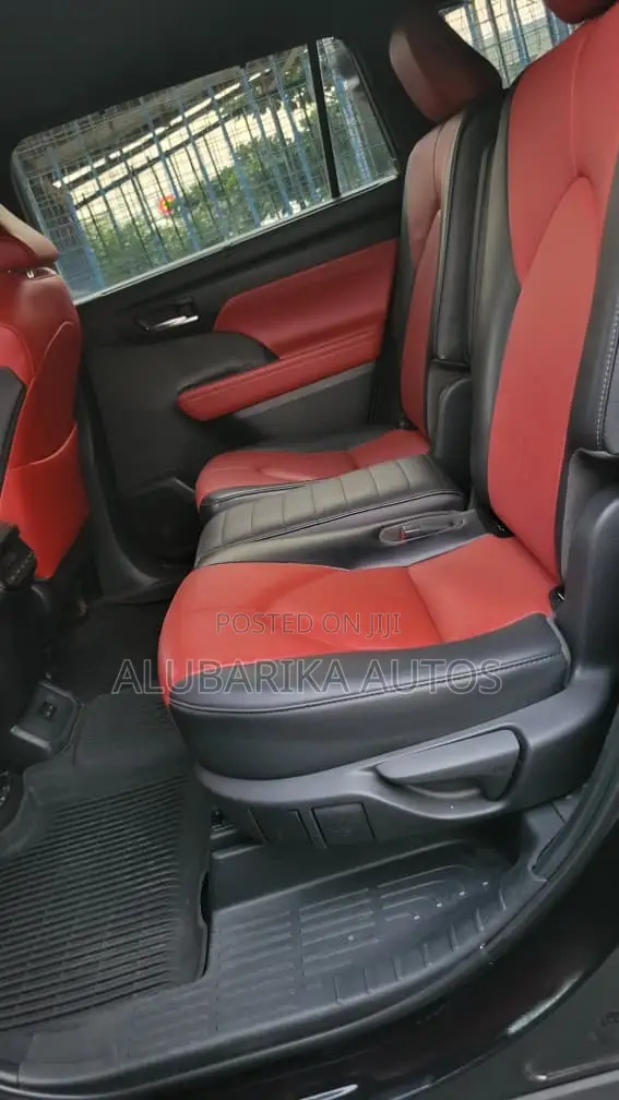 Toyota Highlander XSE 2022 Black