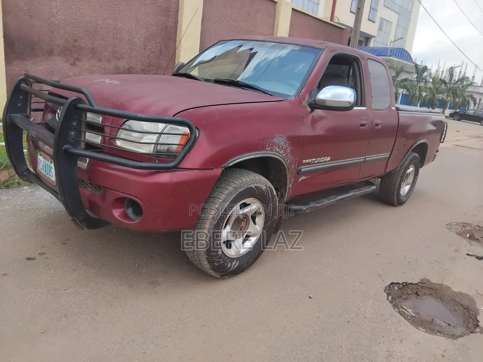 Toyota Tundra 2005 Red