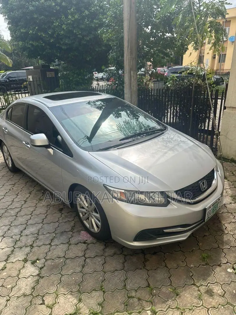 Honda Civic EX 4dr Sedan (1.8L 4cyl CVT) 2014 Silver