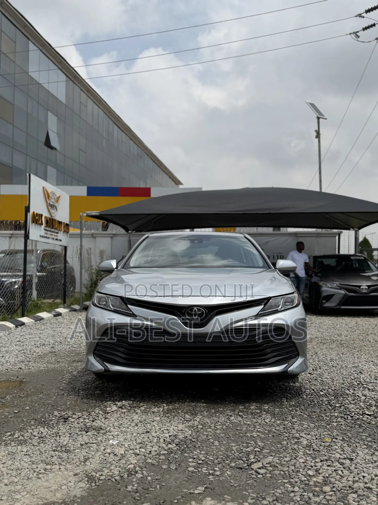 Toyota Camry 2020 Silver