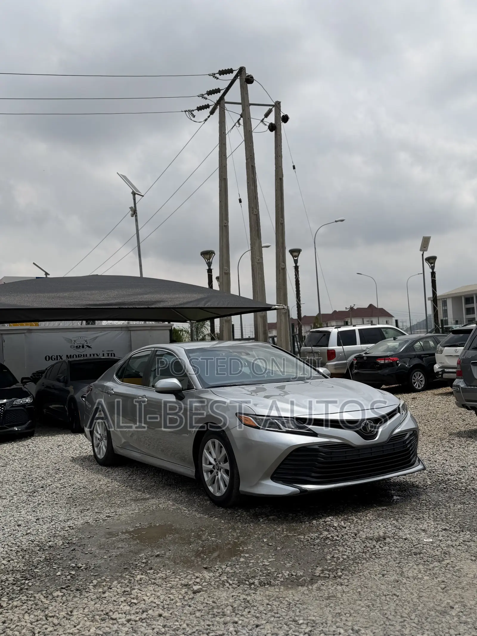 Toyota Camry 2020 Silver