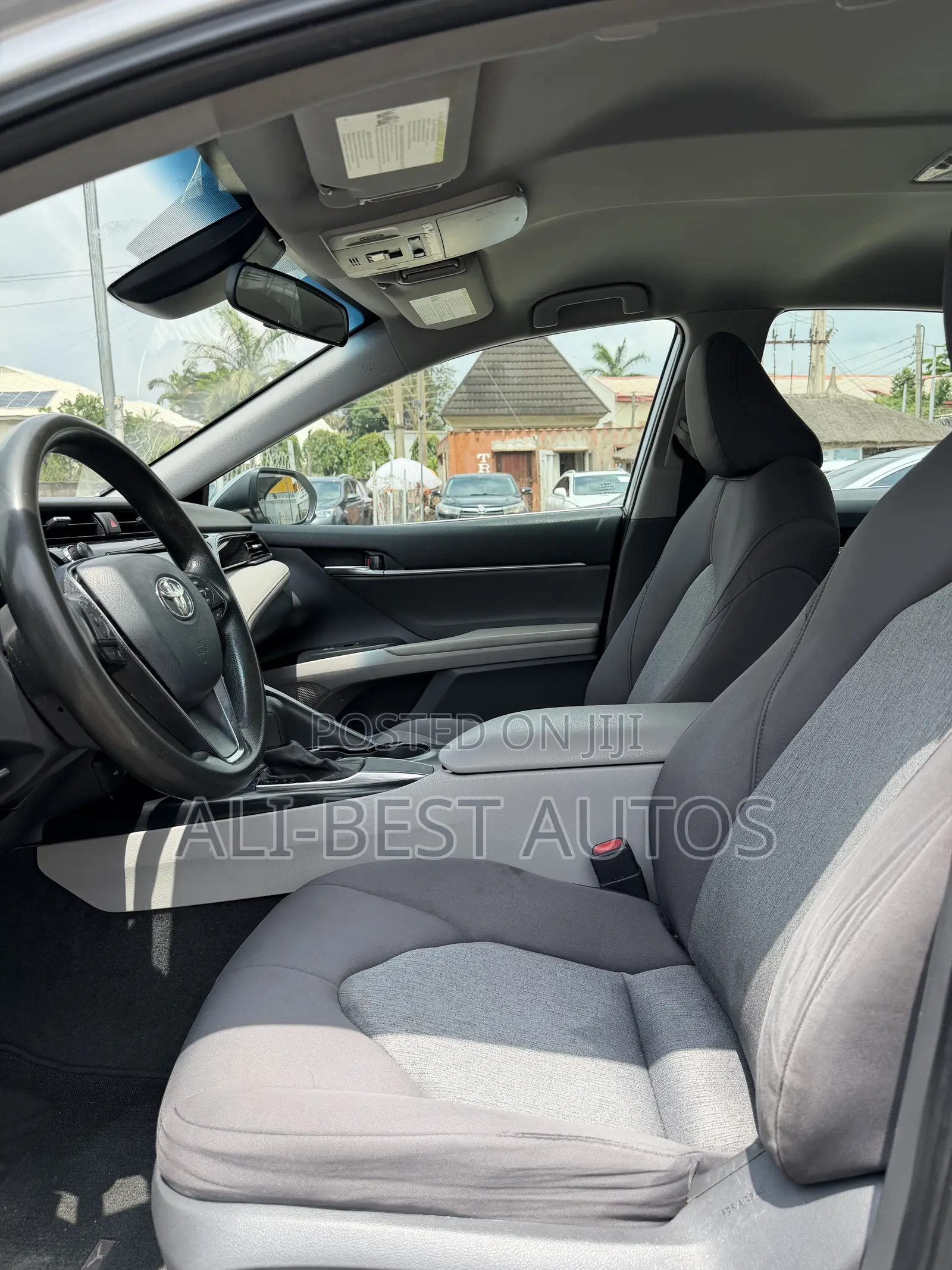 Toyota Camry 2020 Silver