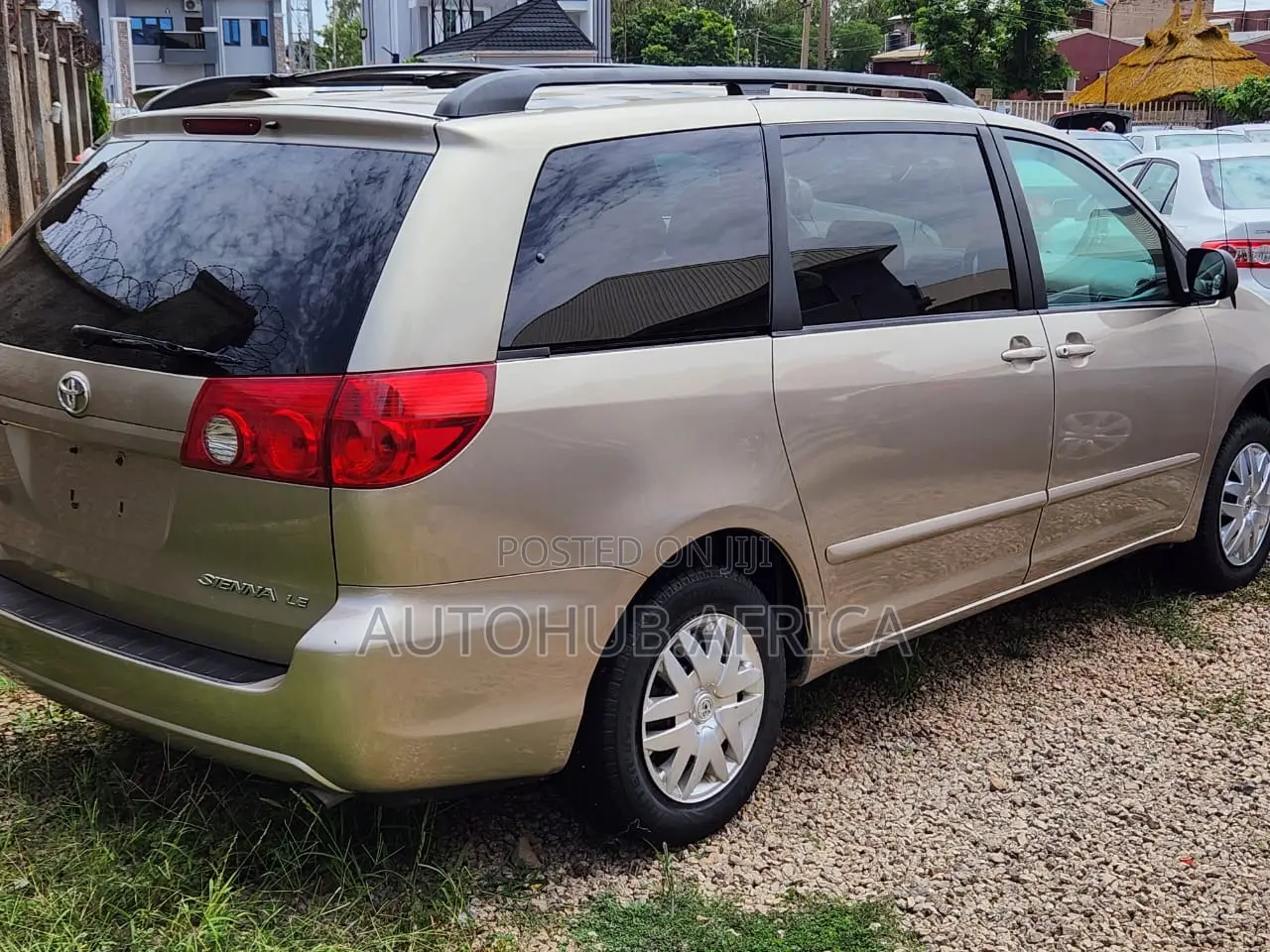 Toyota Sienna 2012 Gray