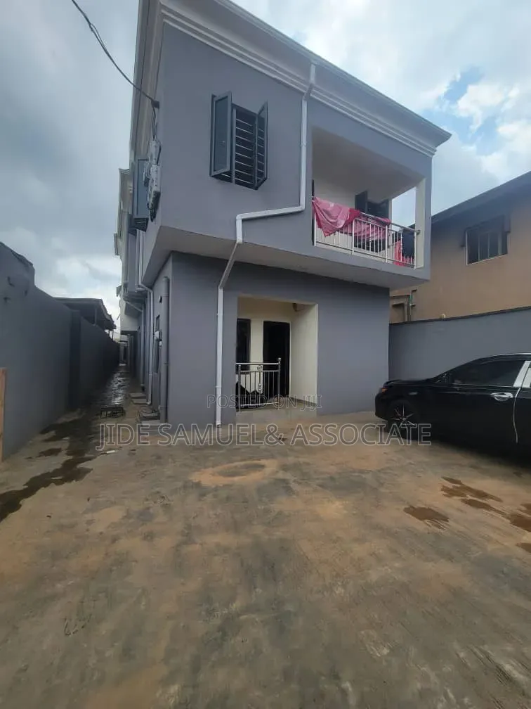 2bdrm Block of Flats in Ayobo for rent