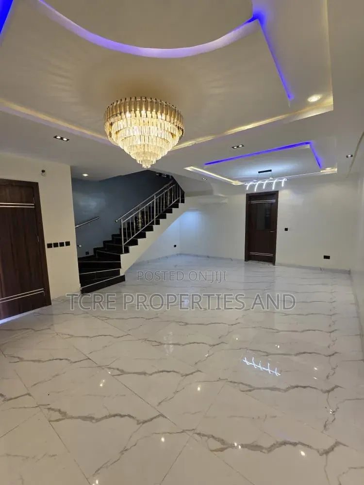 Furnished 4bdrm Duplex in Phase 1 / Gbagada for sale