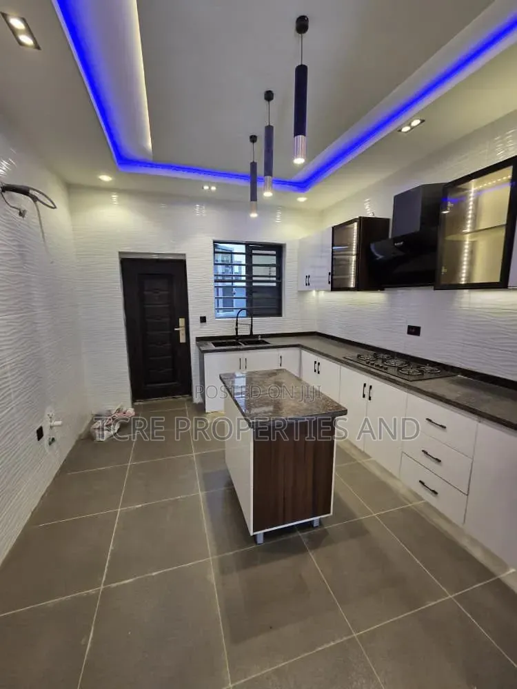 Furnished 4bdrm Duplex in Phase 1 / Gbagada for sale