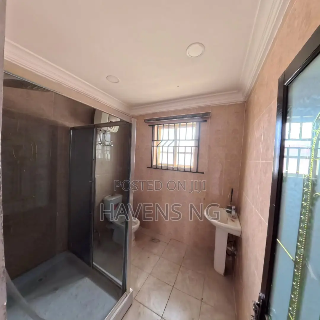 4bdrm Bungalow in Abeokuta South for sale