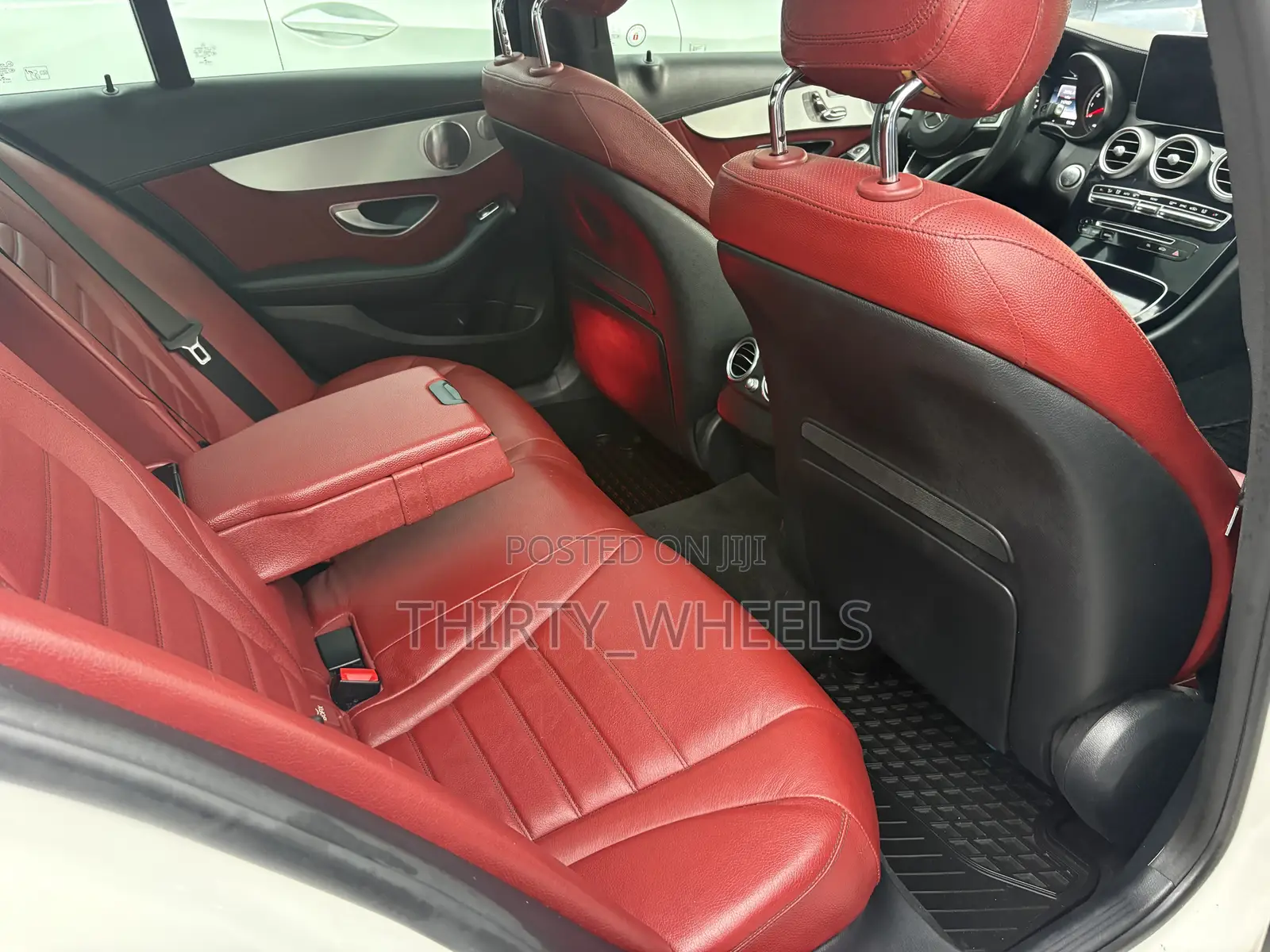 Mercedes-Benz C400 4Matic AWD Sedan (3.0L V6 7A) 2015 White