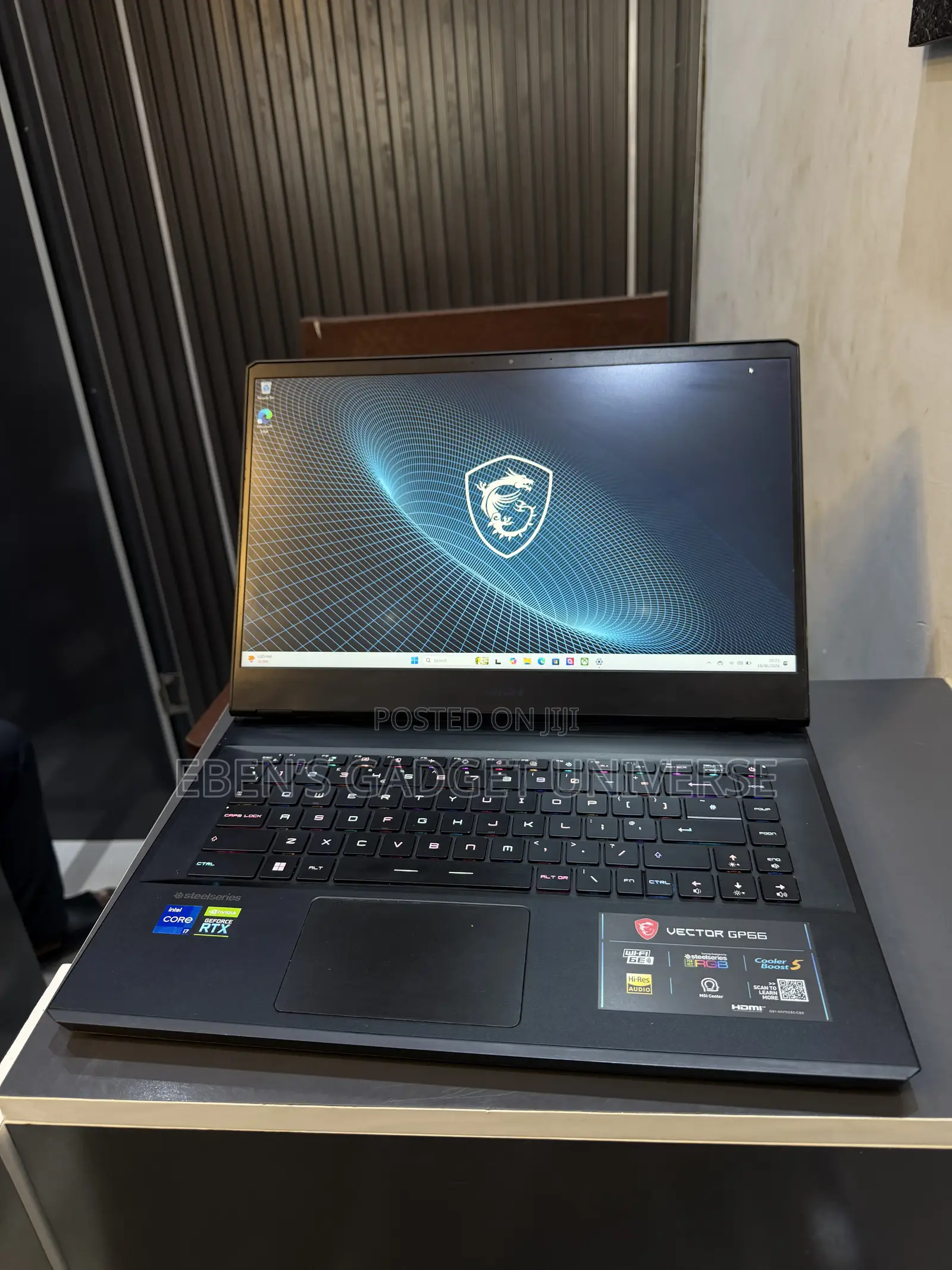Laptop MSI Vector GP66HX 12UGS 16GB Intel Core i7 SSD 1T